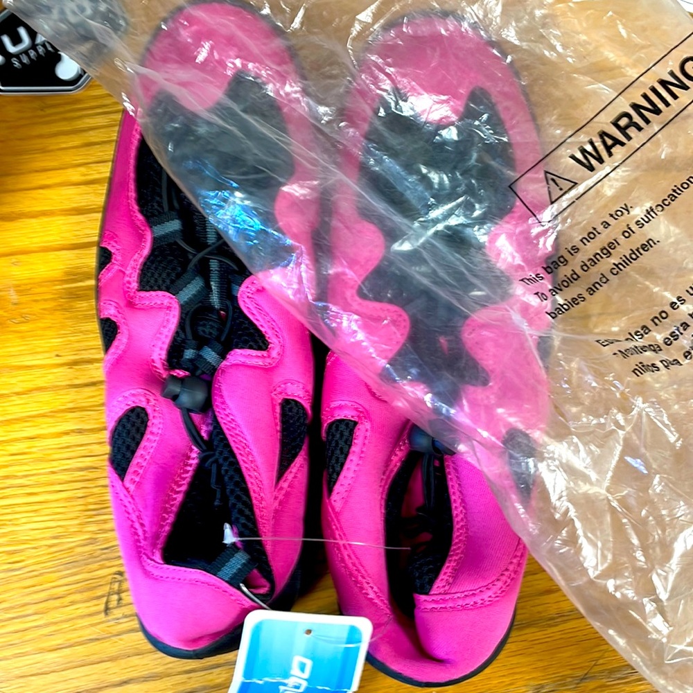 Pool/lake shoes